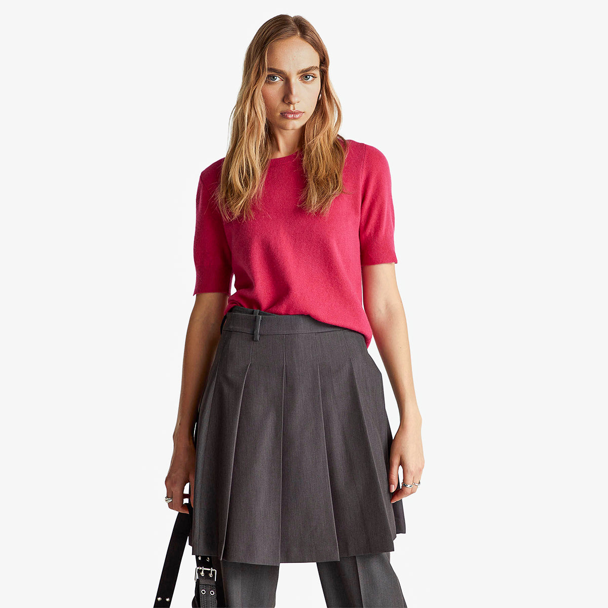 Woman Fuchsia Short Sleeve Sweater In Pure Merino Wool – Levisons Woman Fuchsia Short Sleeve Sweater In Pure Merino Wool – Levisons