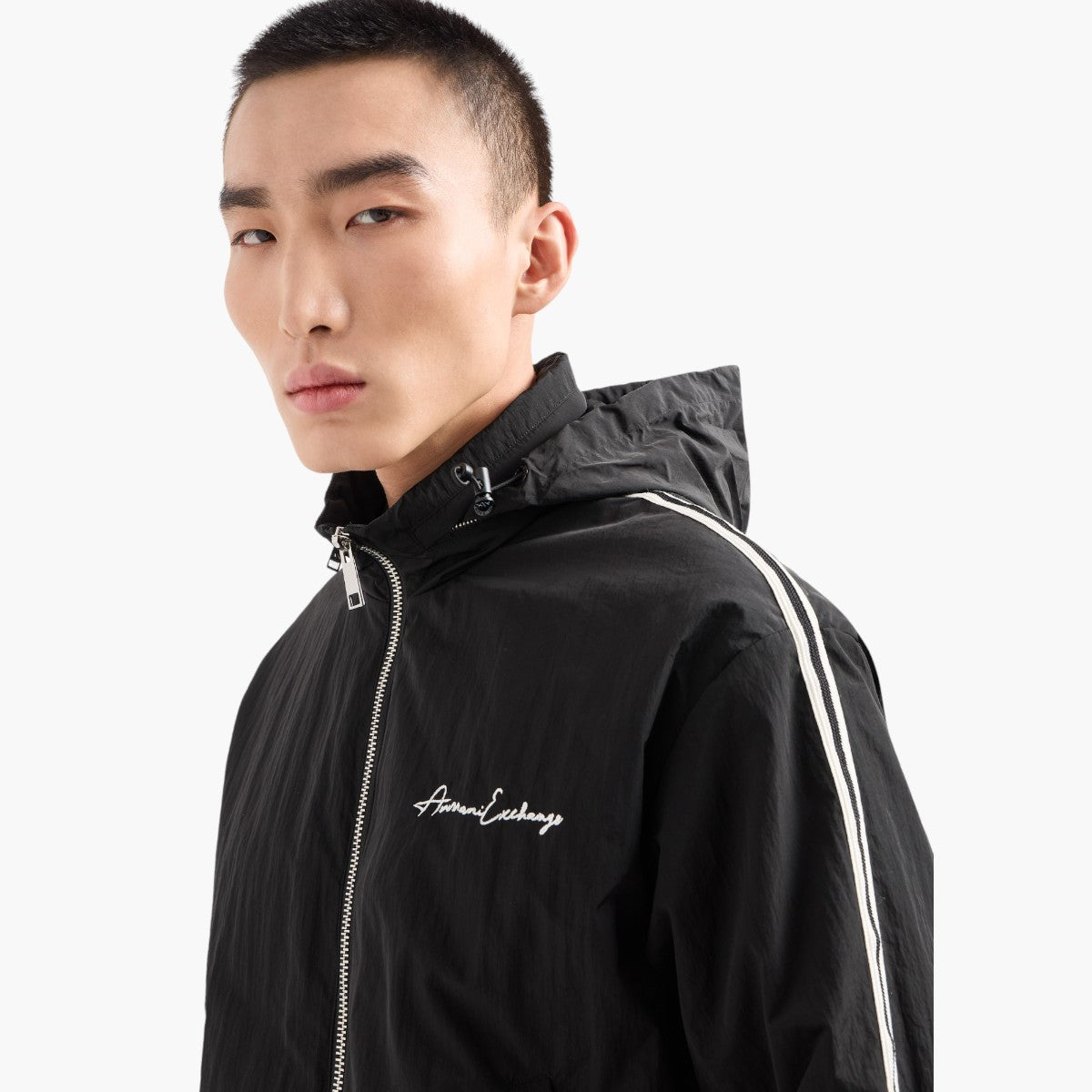 Signature Logo Crinkle Fabric Jacket – Levisons