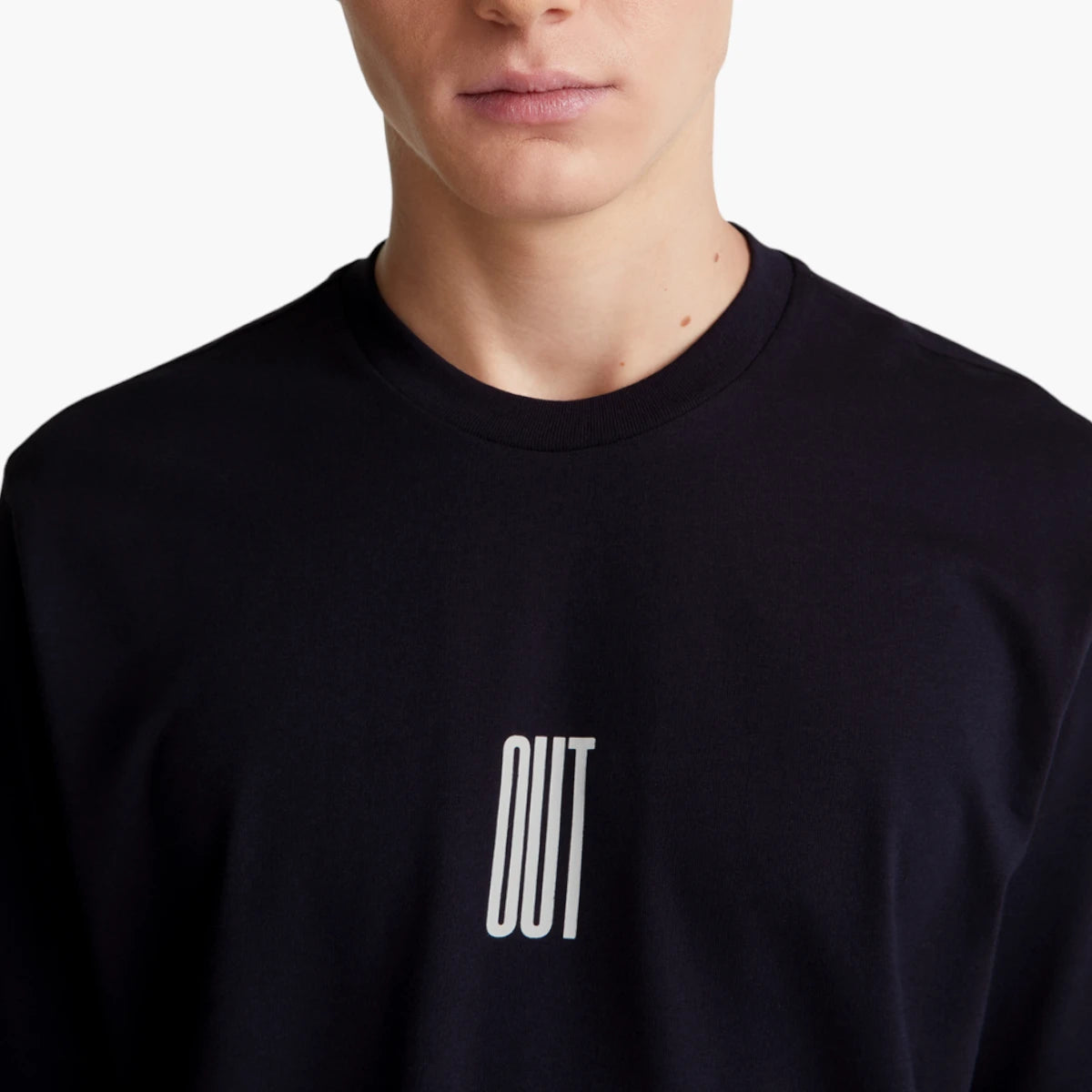 United Colors Of Benetton Man Relaxed Fit T-Shirt With Print | LEVISONS