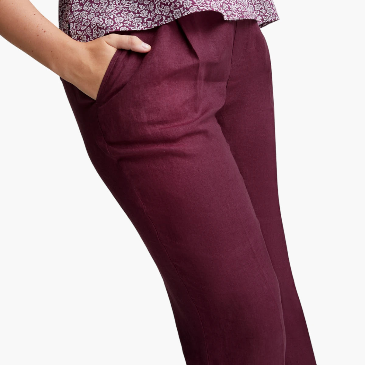 United Colors Of Benetton Woman Regular Fit Pure Linen Trousers | LEVISONS