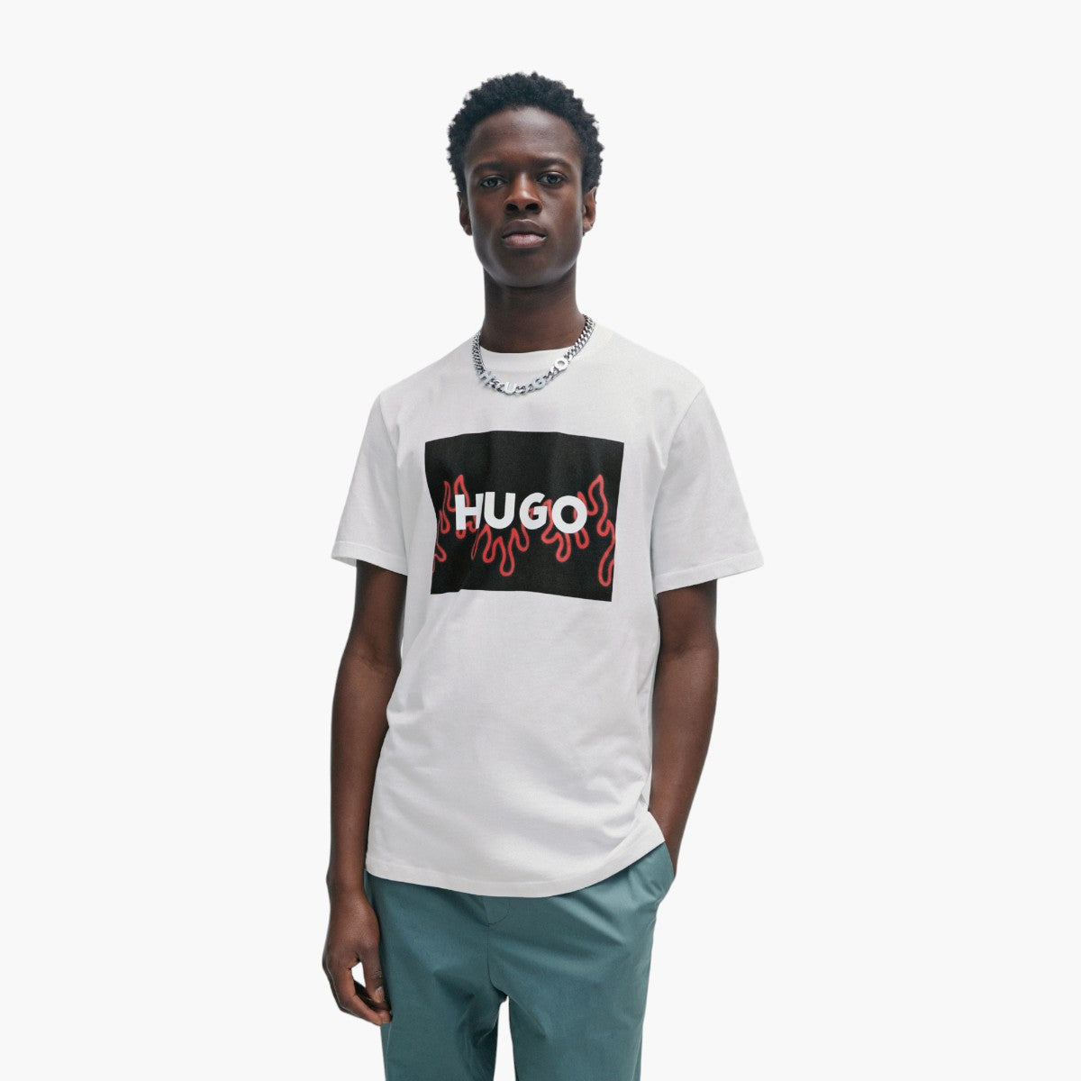 Hugo Red Dulive_U241 10233396 01 | LEVISONS