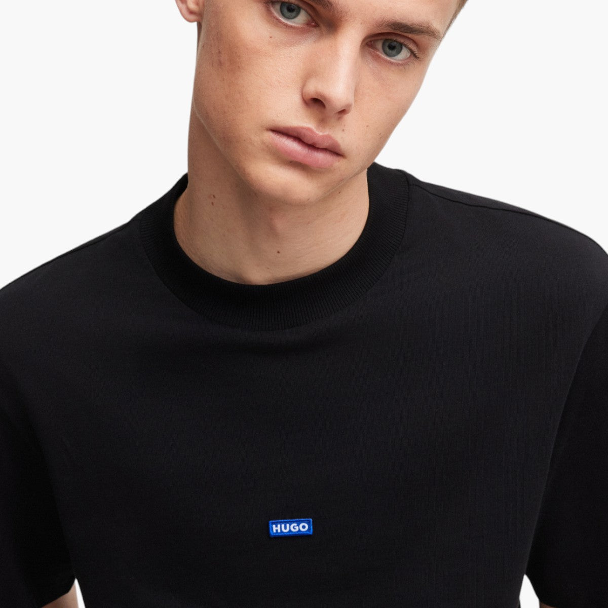 Hugo Blue Cotton-Jersey T-Shirt With Blue Logo Patch | LEVISONS