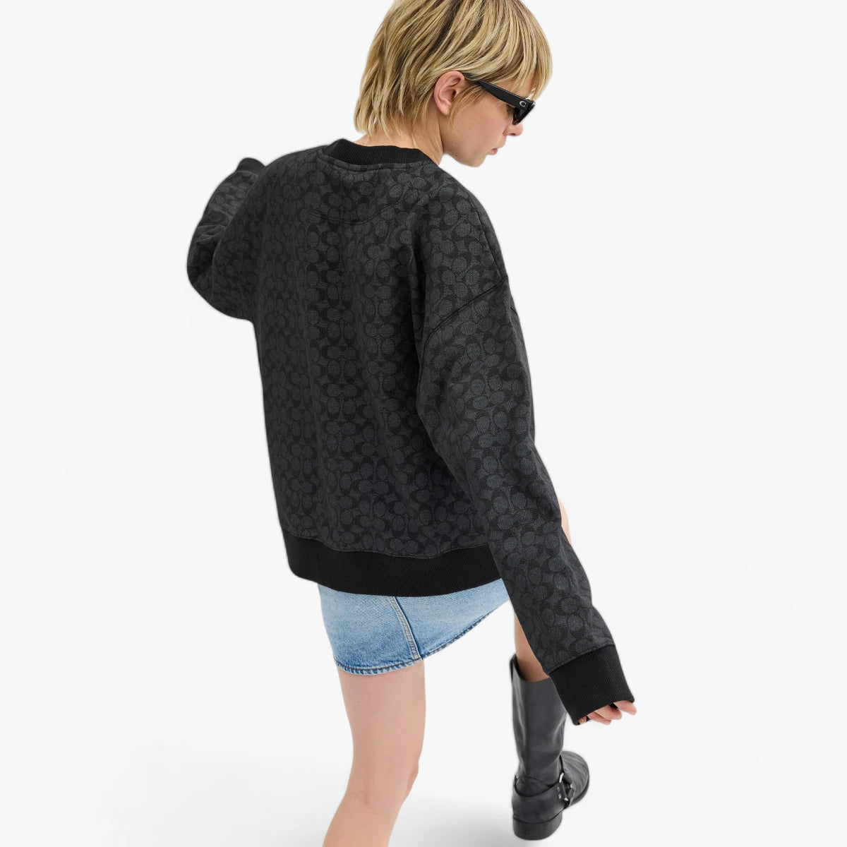 Coach Essential Signature Crewneck | LEVISONS