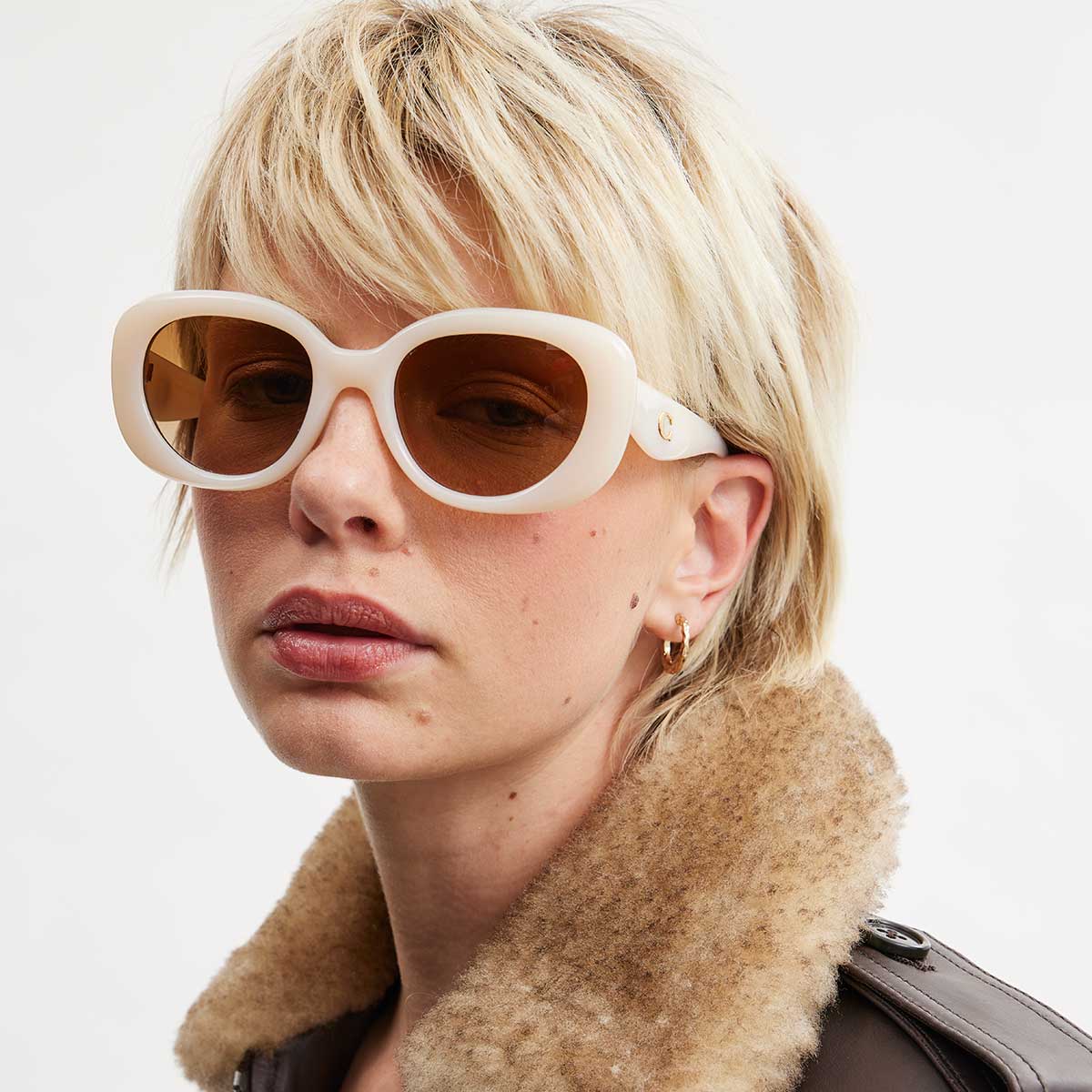Coach C Hardware Round Sunglasses | LEVISONS