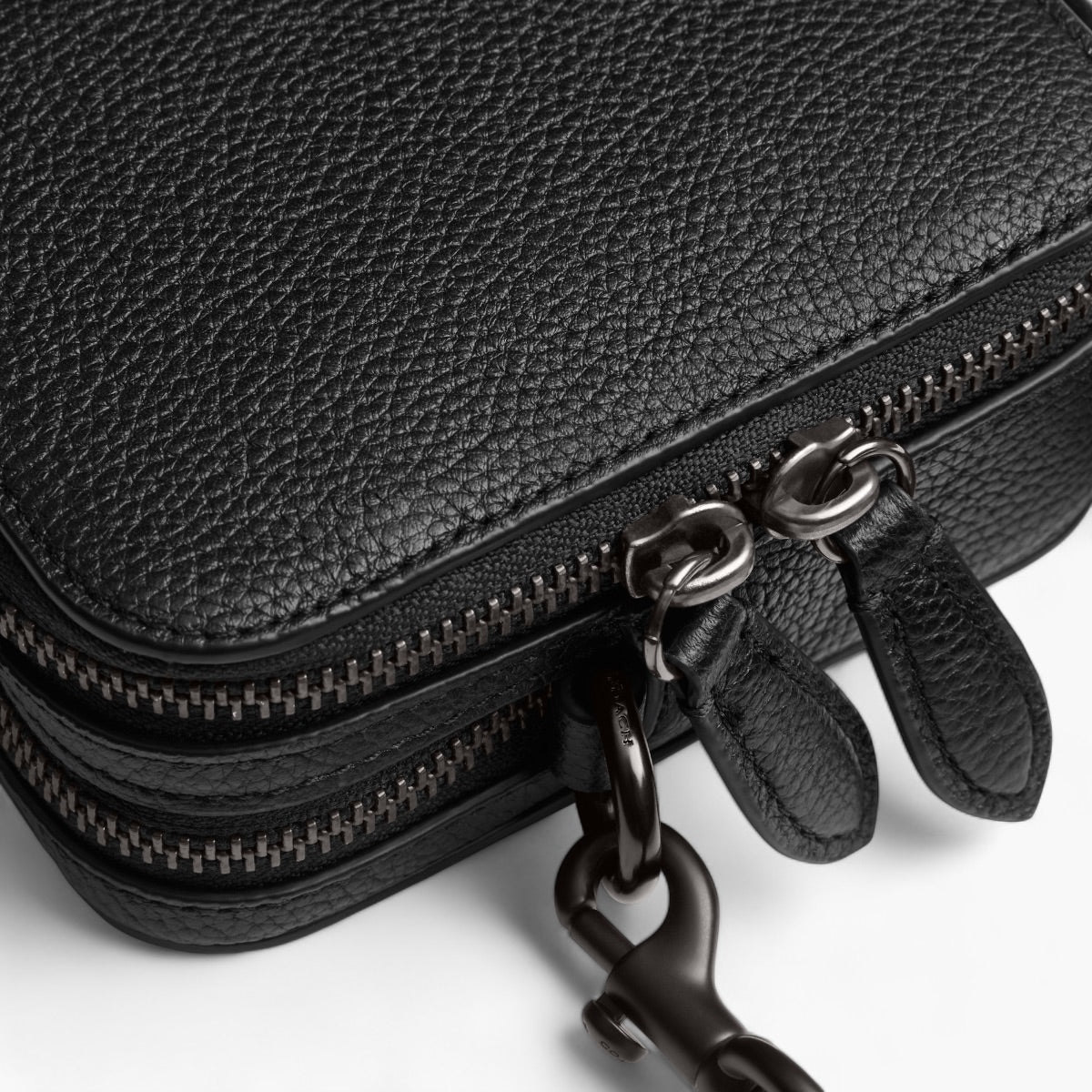Coach Charter Crossbody 19 | LEVISONS