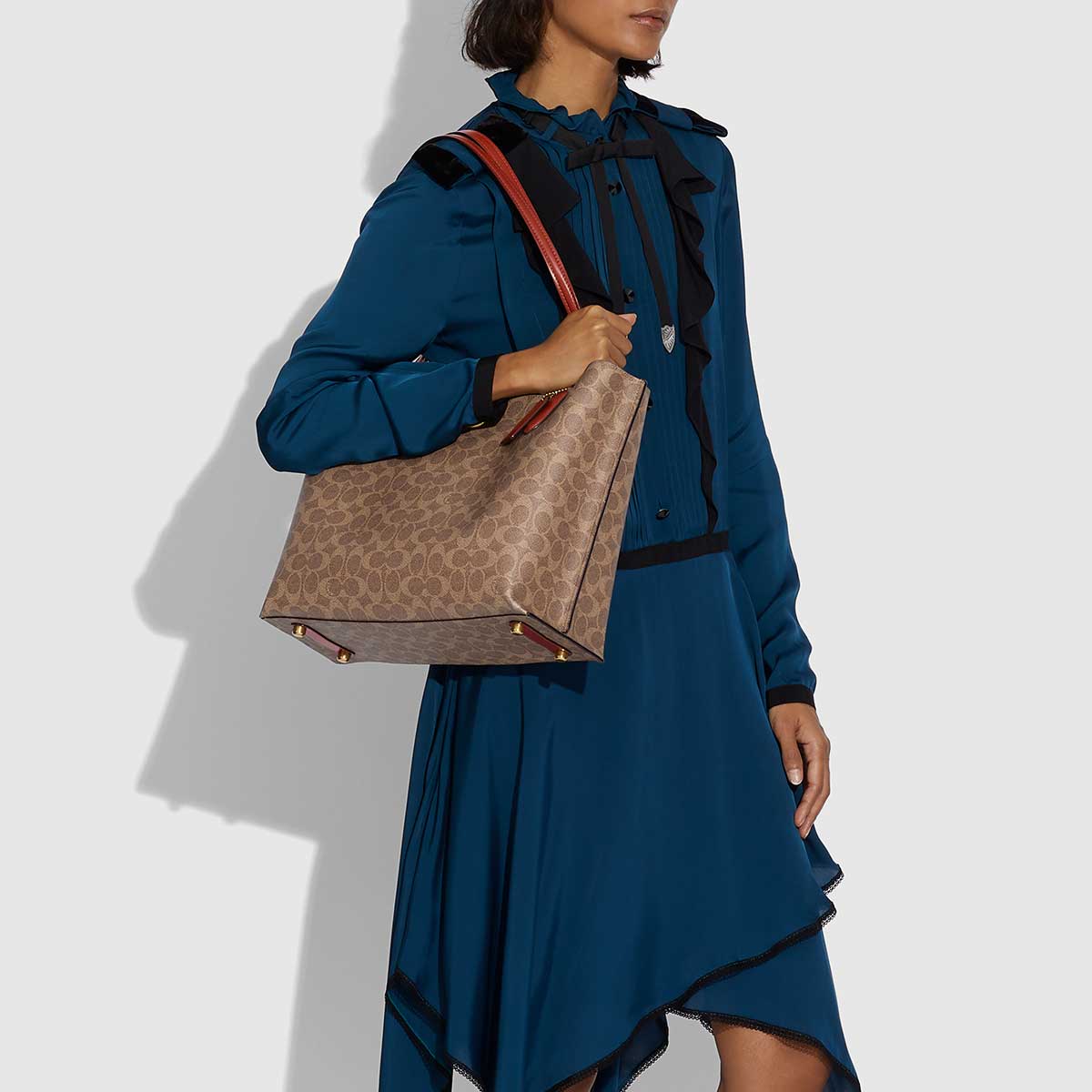 Coach willow leather tote women's online stores